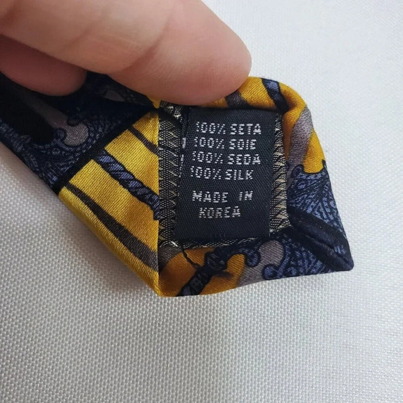 VTG DiMoggio 100% Silk Tie Baroque Black Grey Gold 60" Long 4" Wide - Picture 4 of 8
